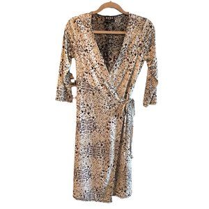 BCBG Wrap Dress Sz M Floral Wrap 3/4 Sleeve Tan Black Stretchy Midi